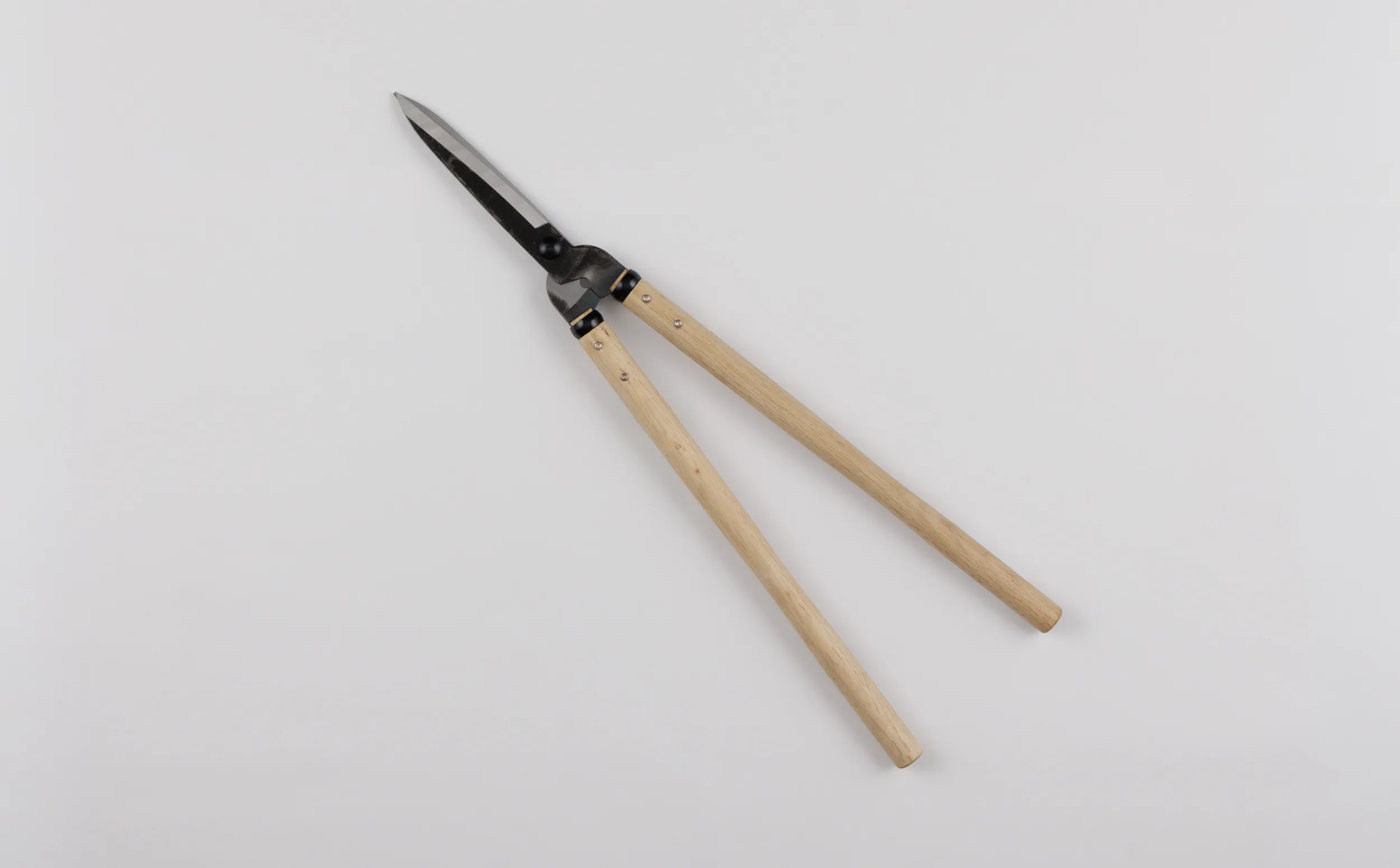 たつみや　刈込鋏 刈込鋏G180(全鋼)樫450 | 吉田刃物WEBカタログ